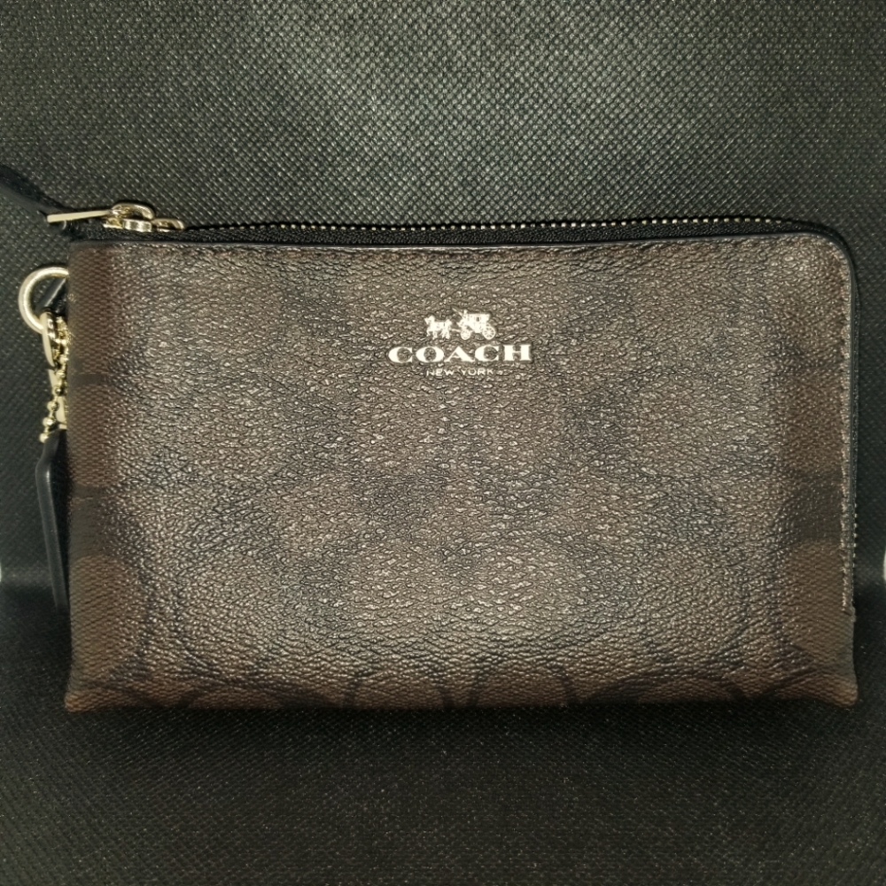 Coach Double Corner EUC Zip Signature Wallet Phone Wristlet Leather F16109